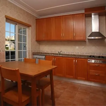 Arade - Complex Ideal For Families *