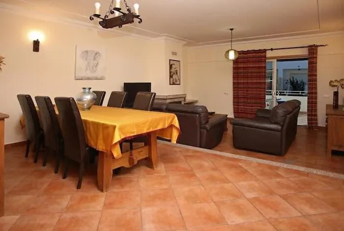 Arade - Complex Ideal For Families