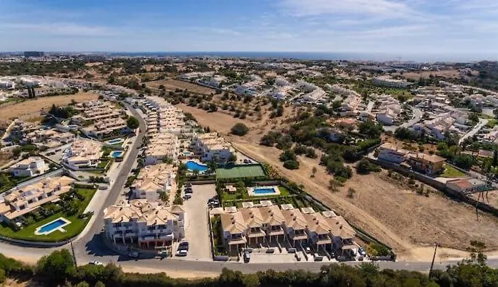 Arade - Complex Ideal For Families *